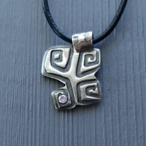 Pendentif en argent 999 et zircon en forme carré