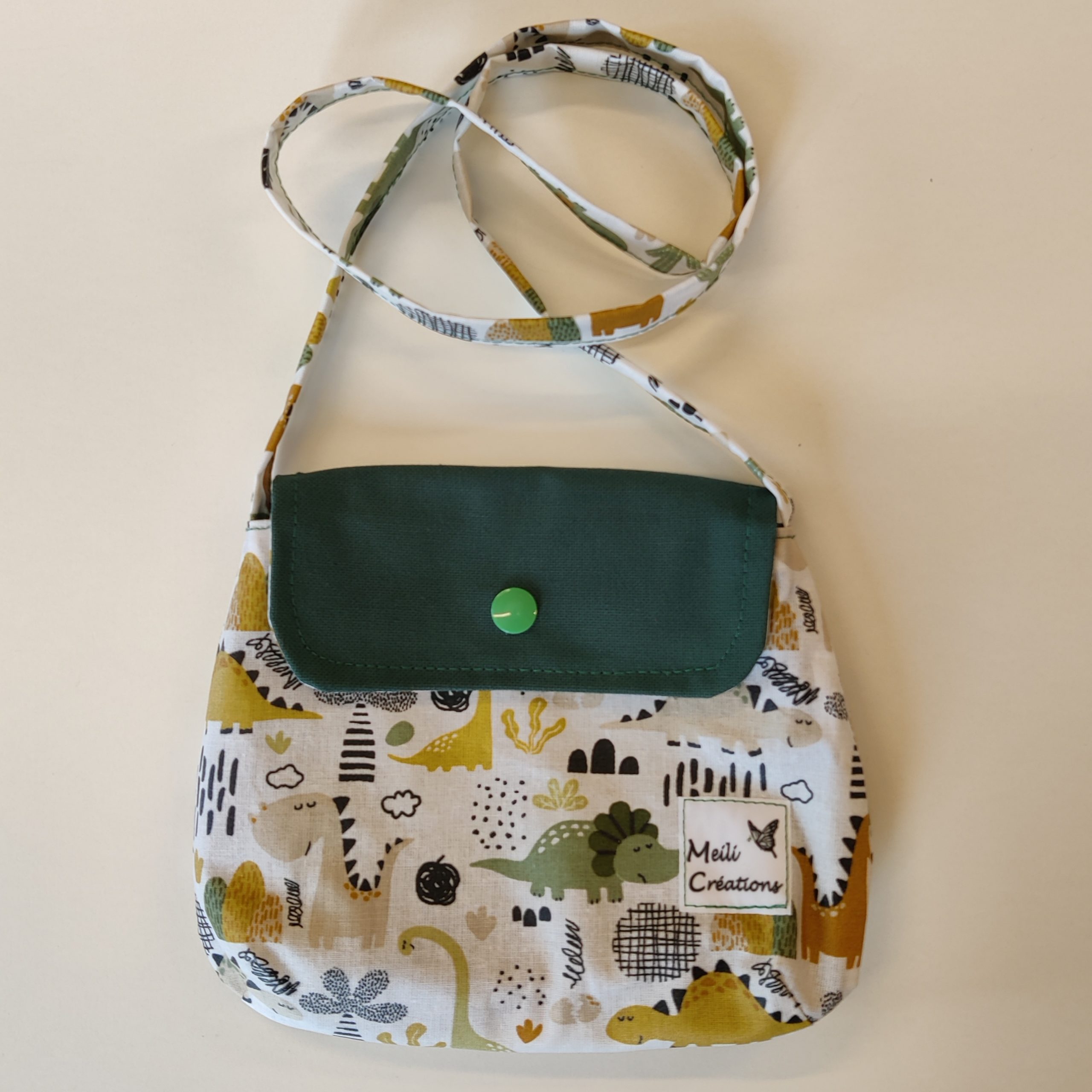 Sac enfant motif dinosaure et rabat vert