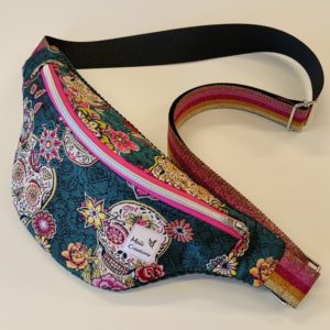 Petite banane Jacquard tête de mort