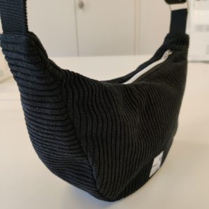 Sac demi-lune velours côtelé noir