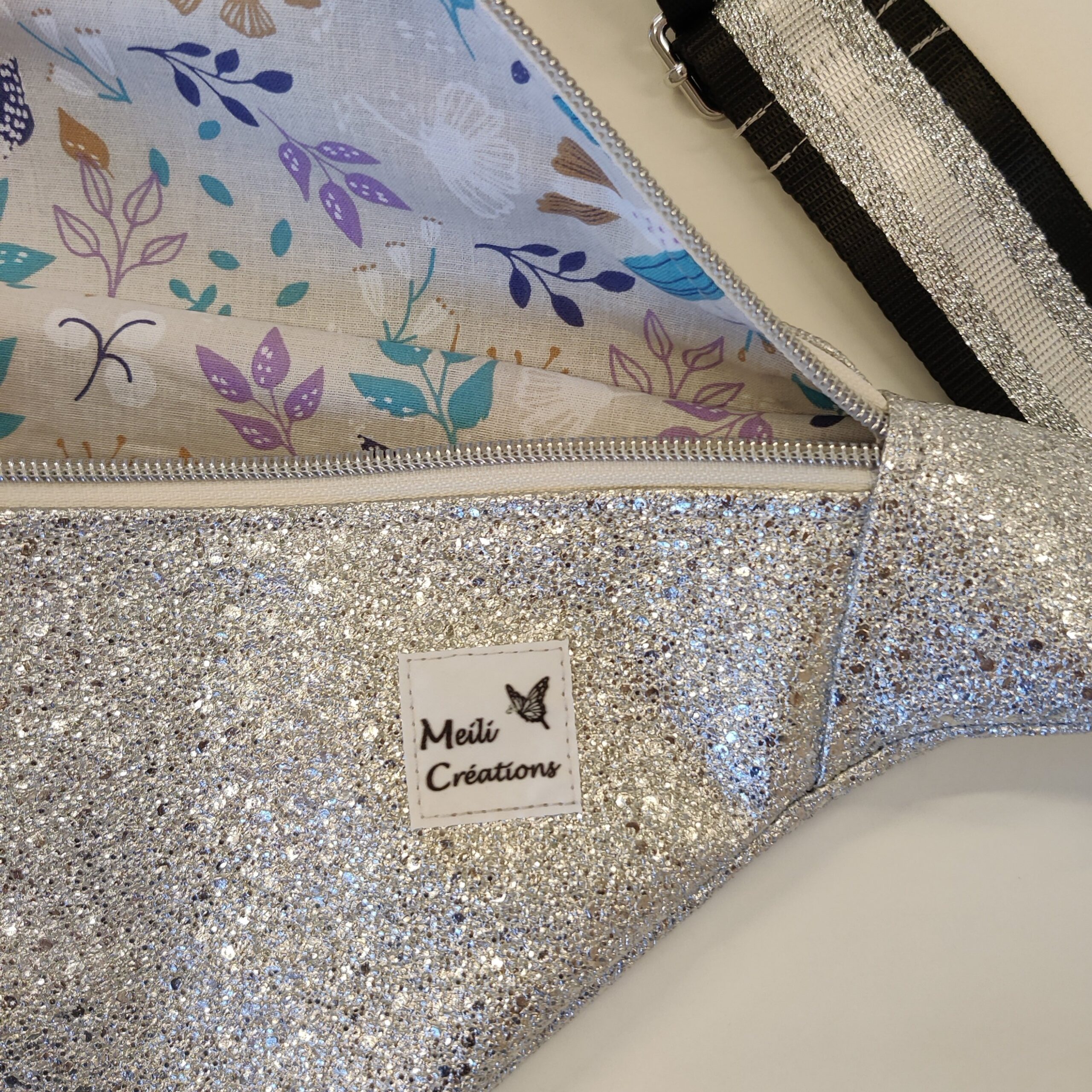 Petite Banane Sparkle Argenté - Similicuir – Image 2